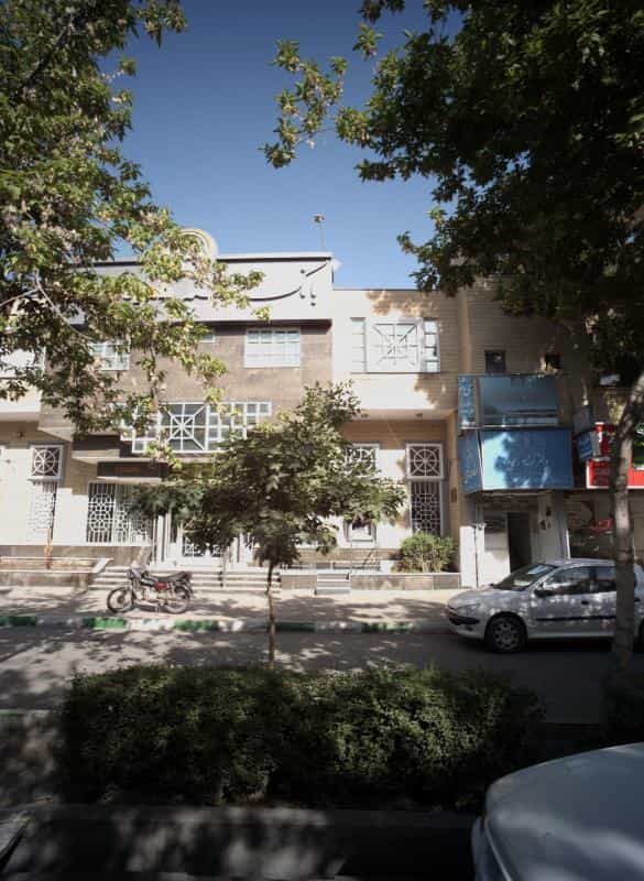عکس دفتر وکالت هادی شاد در امام خمینی مشهد