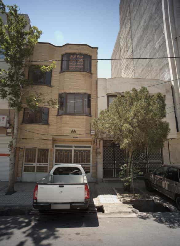 عکس دفتر وکالت حبیب الله آذریان در آزادشهر مشهد