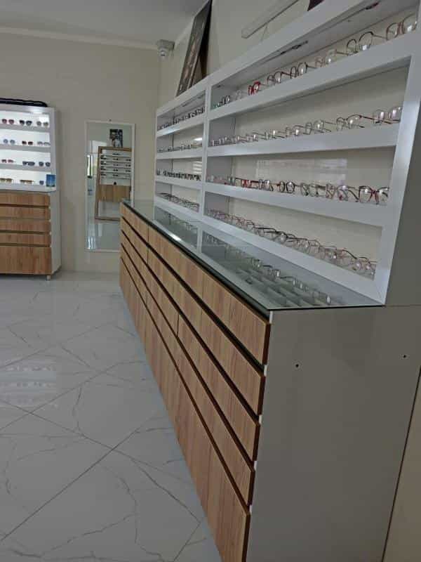 عکس مرکز چشم پزشکی و بینایی سنجی خانه عینک در گل محمدی اصفهان