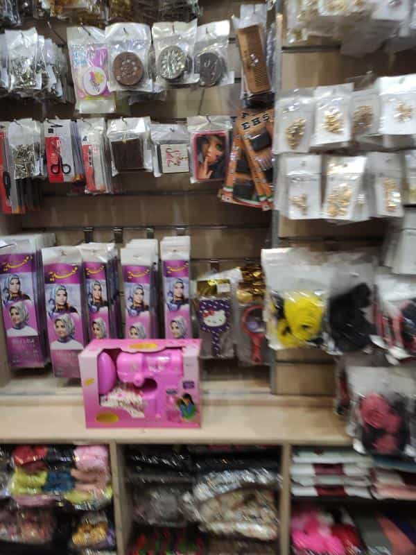 عکس فروشگاه لوازم خیاطی و خرازی فادیا الهی دوست در بازار اصفهان