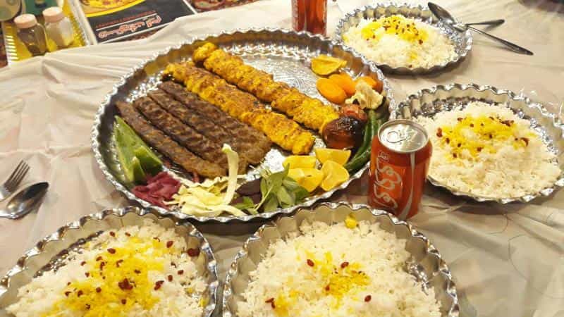 عکس رستوران و سفره خانه سنتی ارم آتشگاه اصفهان