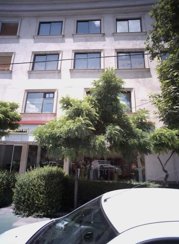عکس فروشگاه پوشاک بانوان در هنرستان مشهد