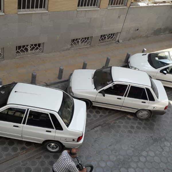 عکس وانت تلفنی پیک موتوری جهان نما در نازبند اصفهان
