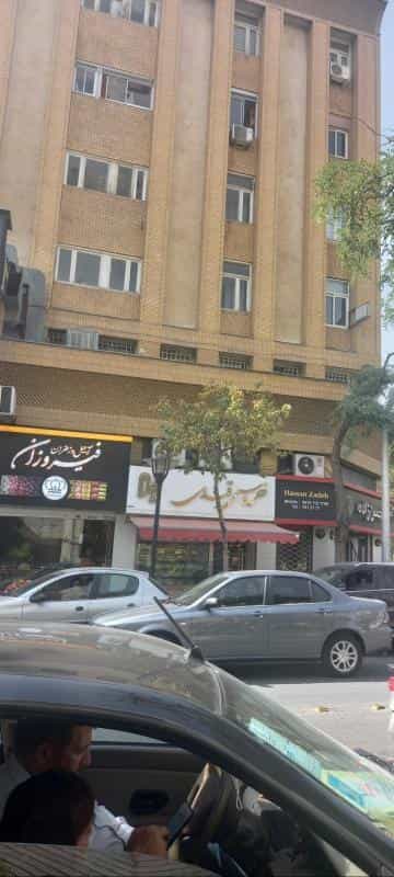 عکس شیرینی فروشی خروس قندی در سجاد شهر مشهد