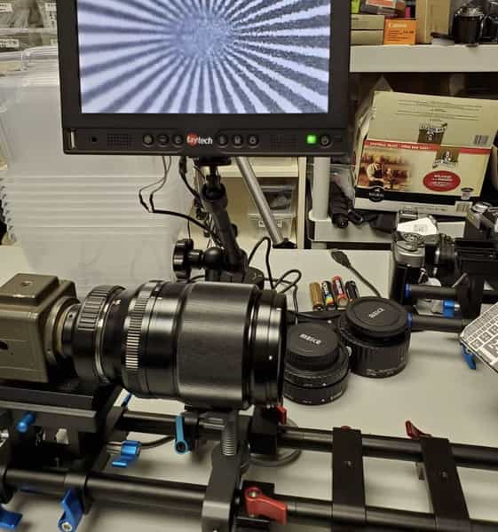 عکس مجموعه تخصصى تعمير دوربين و تجهيزات عكاسى هليوس سرويس در چرخاب اصفهان