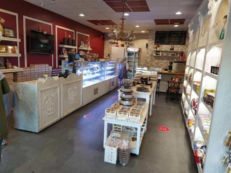 عکس شیرینی خانگی خروس قندی در سجاد شهر مشهد