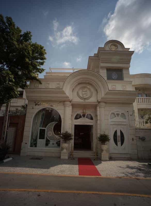 عکس کیک و شیرینی مونیکا رویال در سجاد شهر مشهد