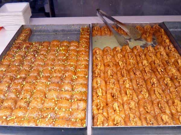 عکس بستنی سنتی رز تبریز در شهید هاشمی نژاد مشهد