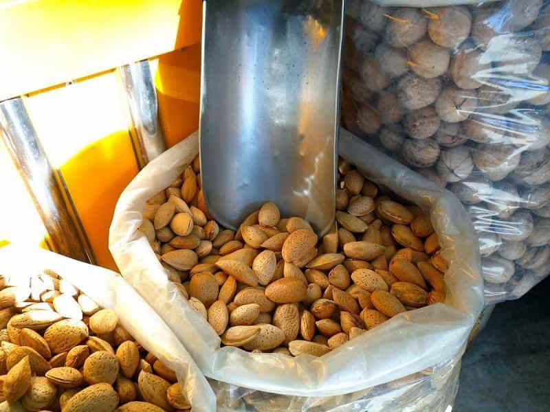 عکس محصولات طبیعی بهار نارنج(آبلیمو آبغوره زیتون ترشیجات) در هدایت مشهد