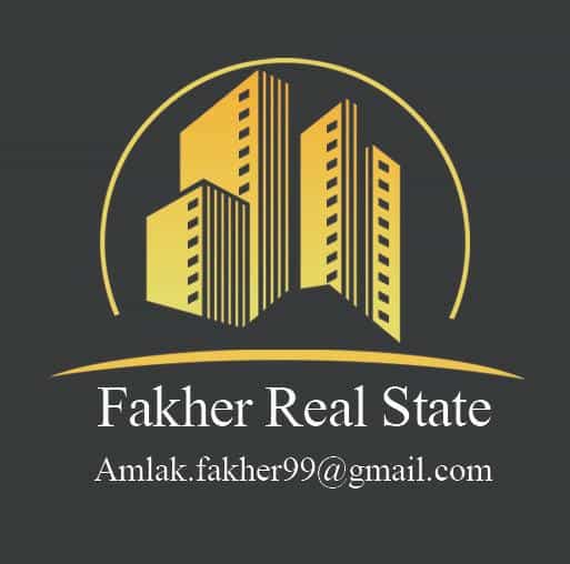 عکس مشاورین املاک فاخر در خانه اصفهان اصفهان
