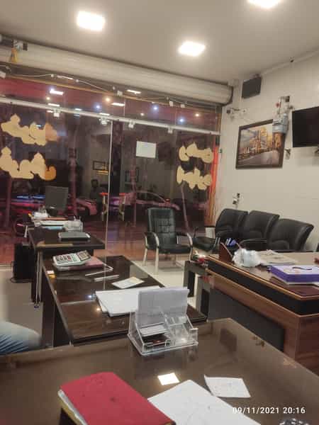 عکس دفتر املاک مومن در شاهزید اصفهان