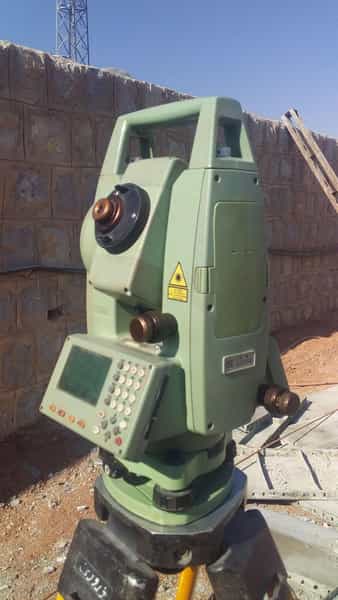 عکس دفتر خدمات نقشه برداری سند در تالار اصفهان