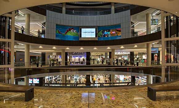 عکس مرکز خرید سانا در چیذر تهران