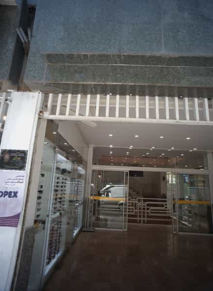 عکس مجتمع تجاری در فردوسی تهران