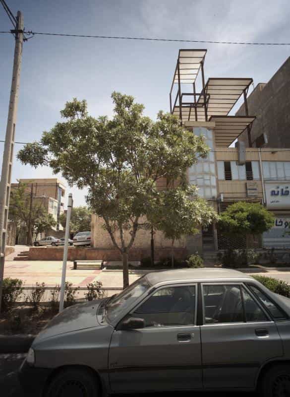 عکس مطب اعظم اکبری در انقلاب مشهد