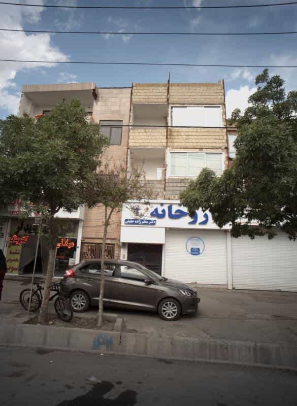 عکس داروخانه دکتر معلم زاده حقیقی در جانباز مشهد
