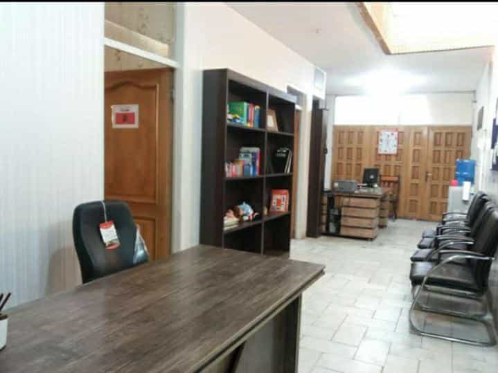 عکس آموزشگاه زبان پرستوی دانش دخترانه در لنبان اصفهان