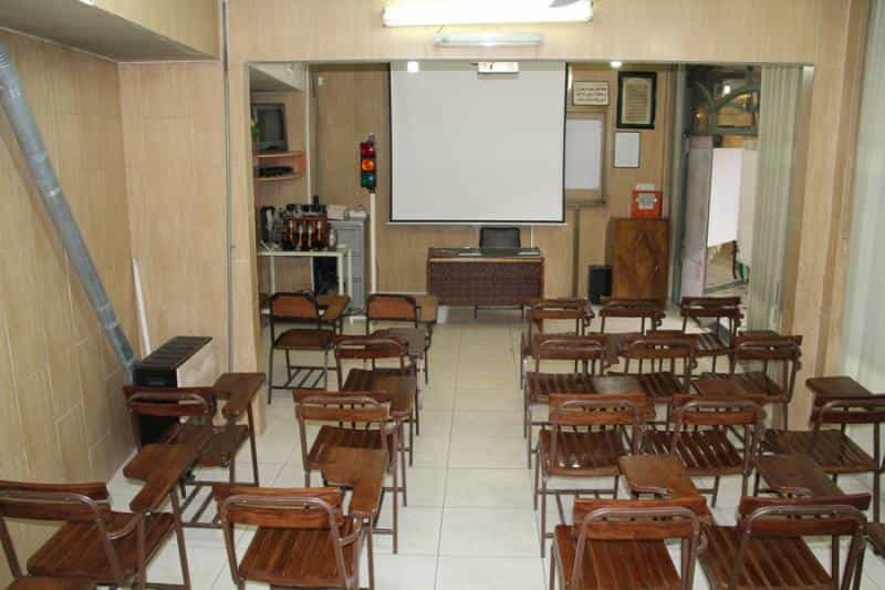 عکس آموزشگاه رانندگی مشتاق در شاهزید اصفهان