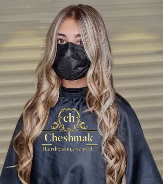 عکس آموزشگاه مراقبت و زیبایی چشمک در نورباران اصفهان