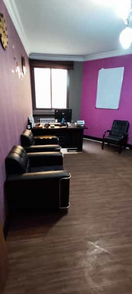 عکس آموزشگاه بورس در شیخ صدوق اصفهان