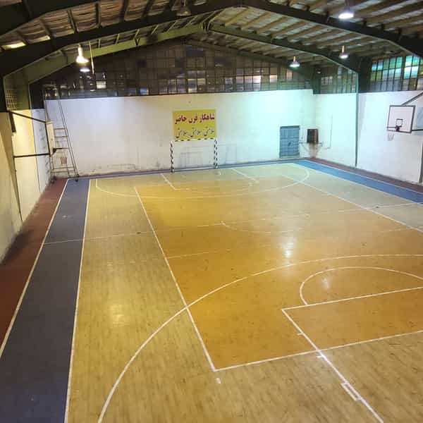 عکس سالن فوتسال شهدای راه‌آهن کرج