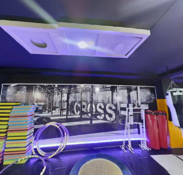 عکس آکادمی اکسیر قهرمانی در حسین آباد کرج