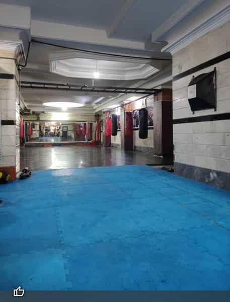 عکس باشگاه بوکس برزین در شاهین ویلا کرج