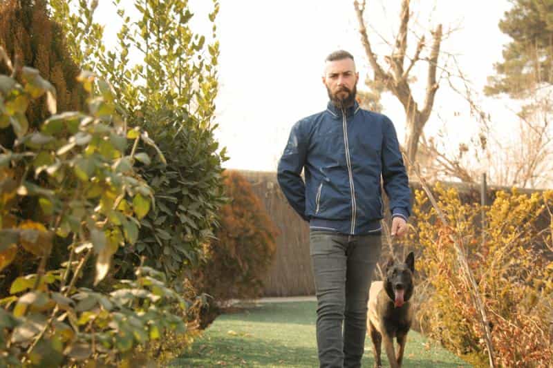 عکس باشگاه تربیت سگ شفق شهرک حسینی کرج