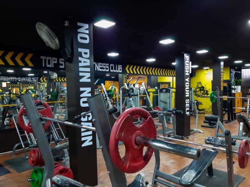 عکس باشگاه تاپ استایل بهروز در اصفهانیها کرج