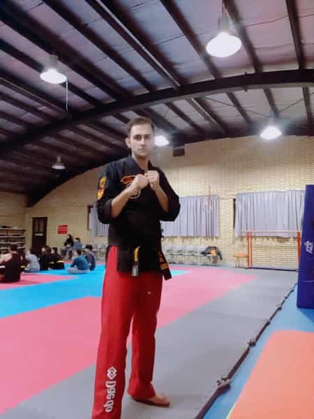 عکس باشگاه قهرمانان در رزکان نو کرج