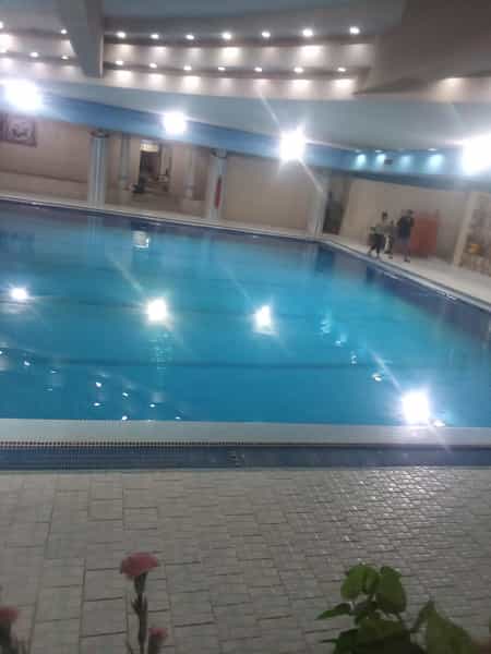 عکس استخر مشکات کوی مدرس کرج