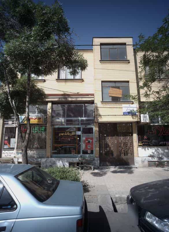 عکس دفتر وکالت مهدی نائلی در شهید بهشتی مشهد