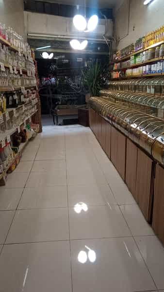 عکس عطاری کاج در اصفهانیها کرج