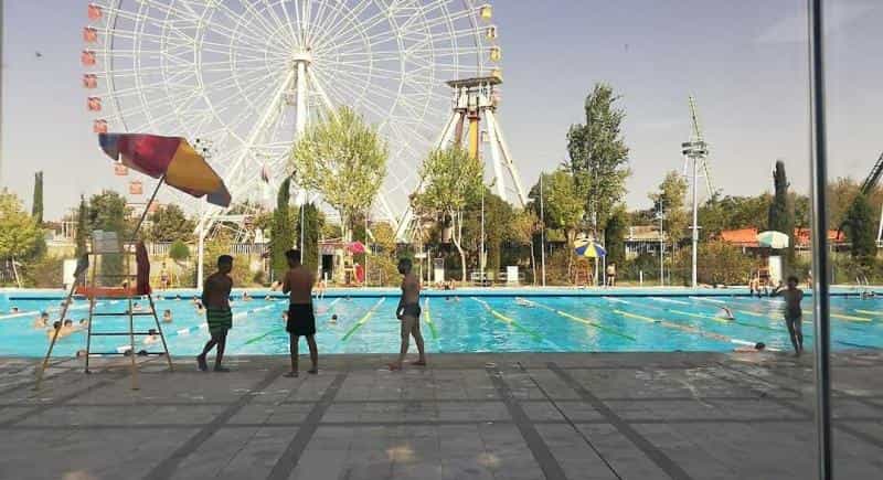 عکس استخر پارک ملت در آزادشهر مشهد