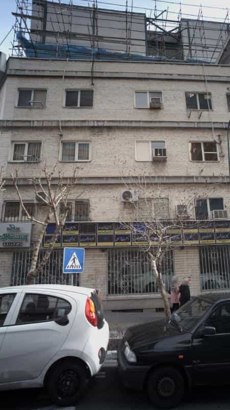 عکس دکتر علی صادقی در آرژانتین تهران