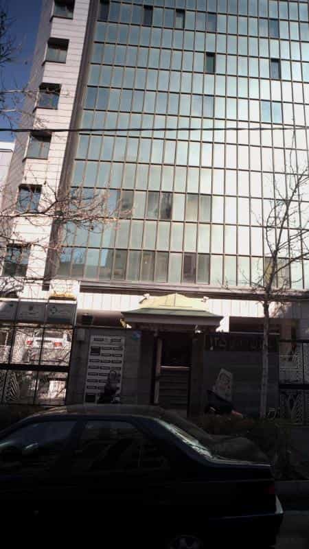 عکس دکتر گیتی پیما در نیلوفر تهران