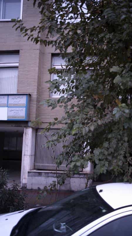 عکس دکتر اوشین هاکوپیان در سنایی تهران
