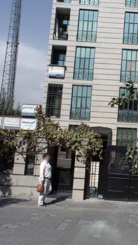عکس دکتر عبدالرضا دژاکام در تهرانپارس تهران
