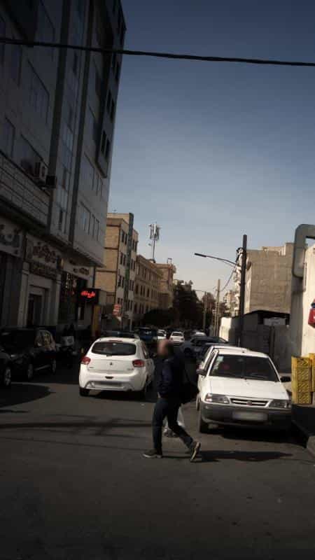 عکس دکتر بهنام دانش پژوه در چهارصد دستگاه کرج