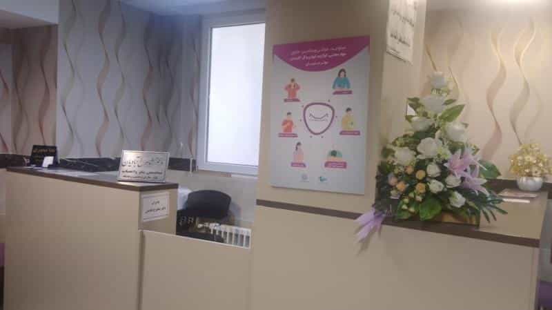 عکس دکتر شاهرخ آبادیان متخصص مغز و اعصاب در چهارصد دستگاه کرج