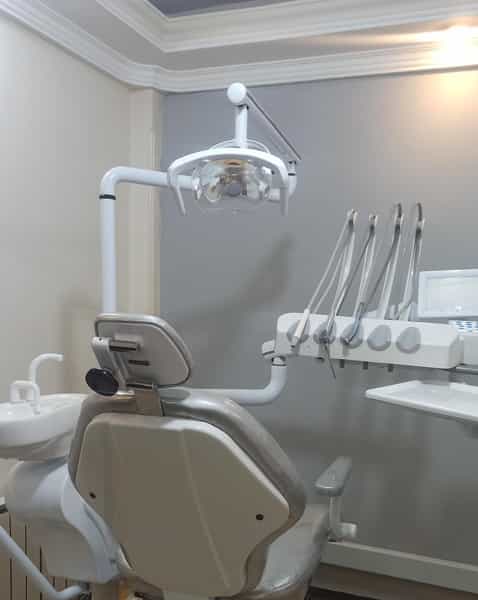 عکس دندانپزشکی دکتر فاطمه شریفی کوی مدرس کرج