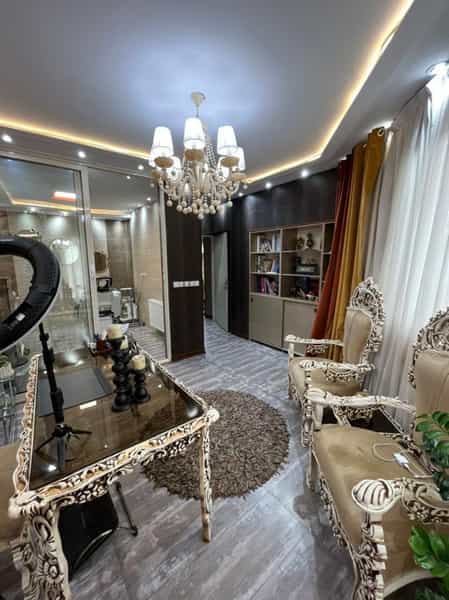 عکس ساختمان پزشکان یاس در جهان شهر کرج