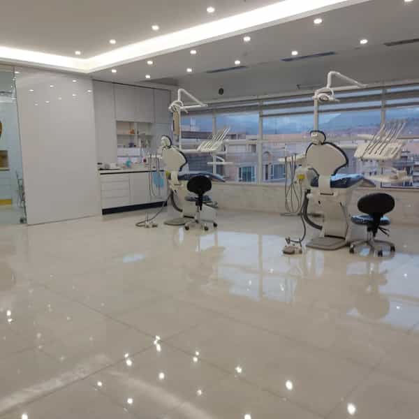 عکس کلینیک دندانپزشکی دکتر باغستانی جهانشهر در جهان شهر کرج