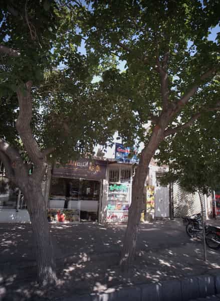 عکس الکتریکی بعثت در حضرت ابوطالب مشهد