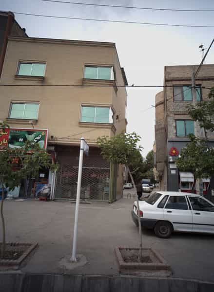 عکس کالای برق معلم در ایثارگران مشهد