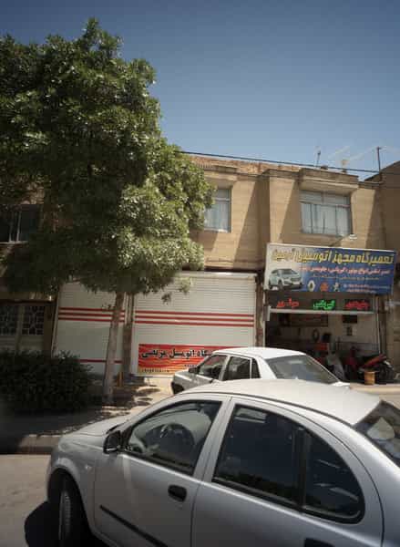 عکس نمایشگاه اتومبیل مرتضی در رسالت مشهد