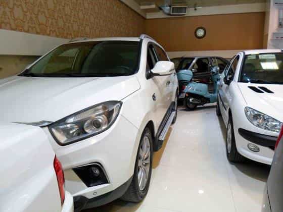 عکس اتوگالری ریس در شریف مشهد