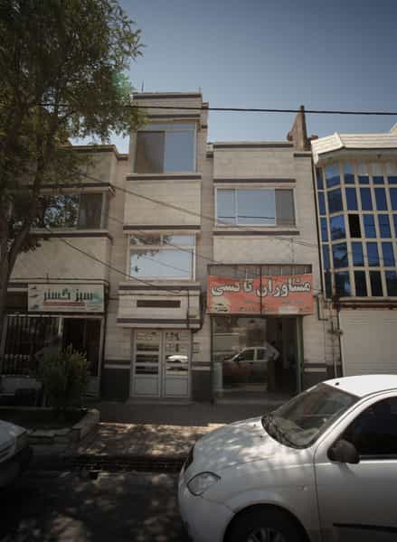 عکس نمایشگاه ماشین مشاوران تاکسی در آزادشهر مشهد