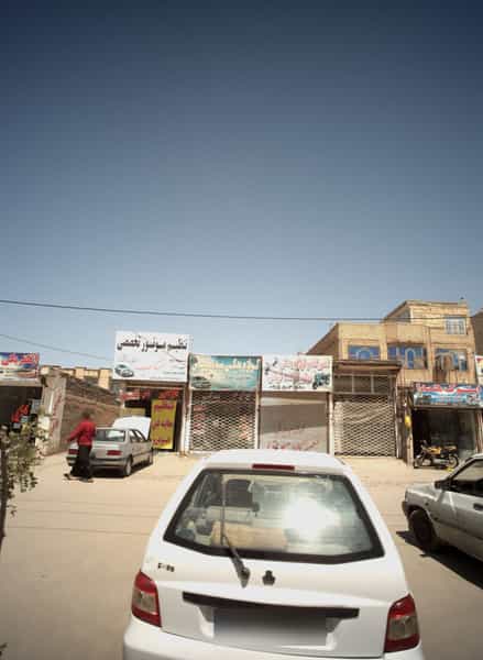 عکس تعمیرگاه و لوازم یدکی موتورسیکلت قربانی در سیس آباد مشهد