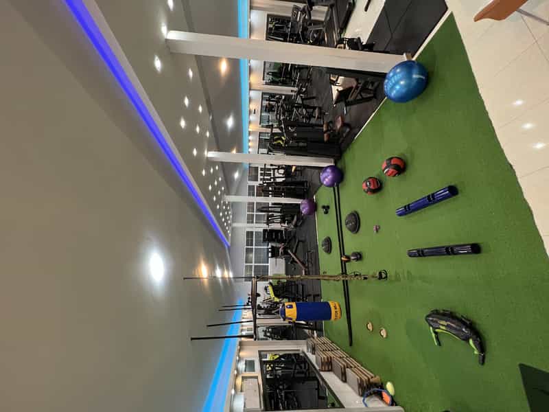 عکس باشگاه بدنسازی سان فیت در سلیمان داراب رشت